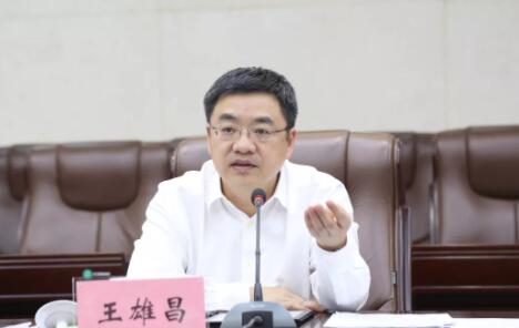 王雄昌簡(jiǎn)歷：欽州市委副書記、市長(zhǎng)王雄昌被抓接受審查調(diào)查，曾任欽州自貿(mào)區(qū)常務(wù)副主任、常務(wù)副市長(zhǎng)